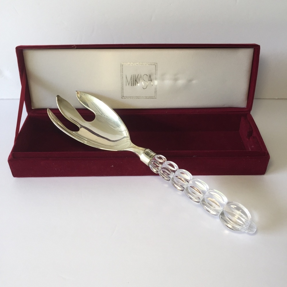 Mikasa Rousseau Elegant Serving Fork 11-1/2”